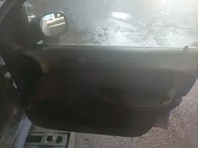 Здавання транспортного засобу peugeot 206 fastback (2a/c) 1.4 i року 2000 потужний kfx