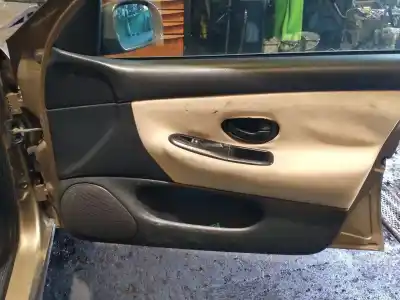 Veicolo di demolizione peugeot 406 (8b) 2.0 hdi 110 dell'anno 1999 alimentato rhz