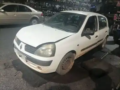 Veículo de Sucata renault clio ii (bb_, cb_) 1.5 dci (b/cb07) do ano 2002 alimentado k9k