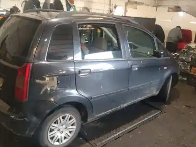 Veicolo di demolizione fiat idea (350_) 1.3 d multijet dell'anno 2004 alimentato 188a9000