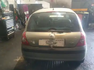 Scrapping Vehicle renault clio ii (bb_, cb_) 1.5 dci (b/cb07) of the year 2003 powered k9k