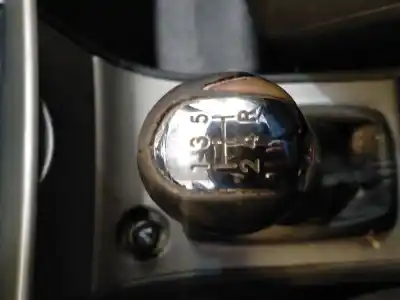 Veículo de Sucata toyota corolla (_e12_) 1.6 vvt-i (zze121_) do ano 2006 alimentado 3zzfe