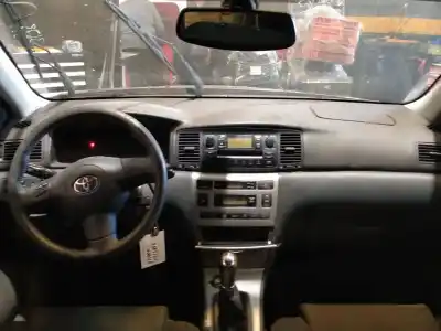 Veículo de Sucata toyota corolla (_e12_) 1.6 vvt-i (zze121_) do ano 2006 alimentado 3zzfe