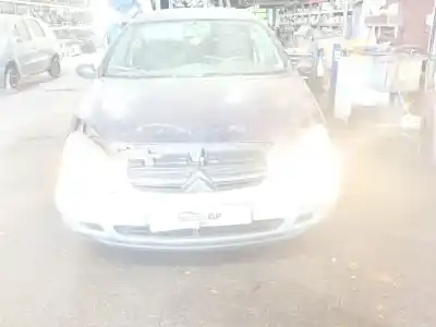 Veículo de Sucata citroen c5 i (dc_) 2.0 hdi (dcrhyb) do ano 2001 alimentado rhy