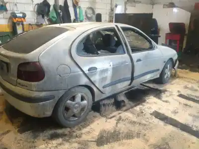 Scrapping Vehicle RENAULT MEGANE I (BA0/1_)  of the year 2002 powered F9Q744