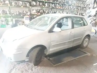 Sloopvoertuig volkswagen polo (9n_, 9a_) 1.9 sdi van het jaar 2002 aangedreven asy