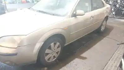Véhicule à la ferraille ford mondeo iii sedán (b4y) 2.0 16v tddi / tdci de l'année 2002 alimenté d6ba