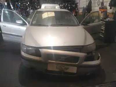 Здавання транспортного засобу volvo s60 i (384) 2.4 року 2003 потужний b5244s2