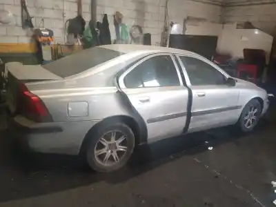 Scrapping Vehicle VOLVO S60 I (384) 2.4 of the year 2003 powered B5244S2