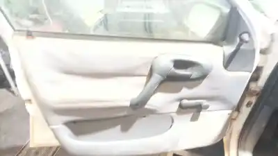 Véhicule à la ferraille opel corsa b (s93) 1.2 i (f08, f68, m68) de l'année 1994 alimenté c12nz