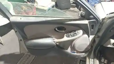 Здавання транспортного засобу rover 75 i tourer (rj) 2.0 cdt року 2002 потужний 204d4