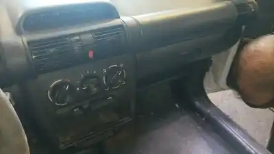 Veicolo di demolizione opel corsa b (s93) 1.7 d (f08, f68, m68) dell'anno 1998 alimentato x17d