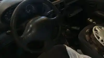 Scrapping Vehicle renault clio ii (bb_, cb_) 1.9 d (b/cb0e, bb0j) of the year 2001 powered f8q