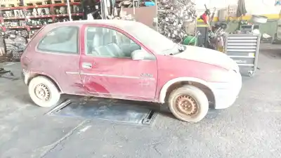 Veicolo di demolizione opel corsa b (s93) 1.4 i (f08, f68, m68) dell'anno 1994 alimentato c14nz