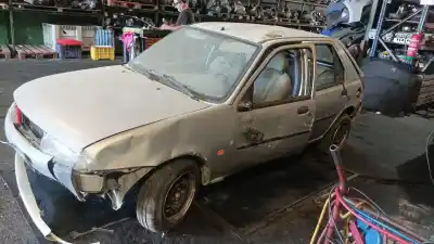 Veículo de Sucata ford fiesta iv (ja_, jb_) 1.8 d do ano 1997 alimentado rtj