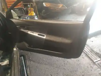 Veículo de Sucata toyota corolla (_e12_) 2.0 d-4d (cde120r_, cde120l_) do ano 2004 alimentado 1cdftv