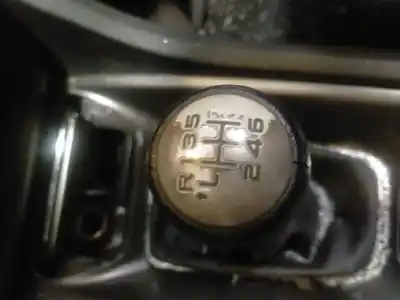 Veículo de Sucata citroen c5 iii (rd_) 2.0 hdi 140 do ano 2010 alimentado rhf