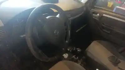 Verschrottungsfahrzeug opel meriva a monospace (x03) 1.7 cdti (e75) des jahres 2004 angetrieben z17dth