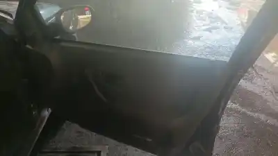 Vehículo de desguace RENAULT CLIO I (B/C57_, 5/357_)  del año 1997 con motor D7F