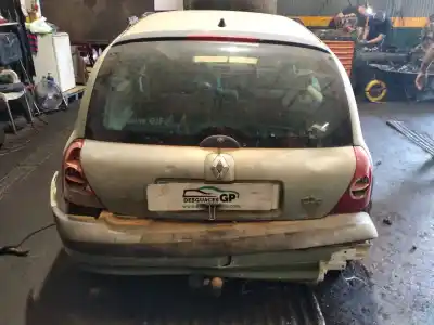 Veículo de Sucata renault clio ii (bb_, cb_) 1.2 16v (bb05, bb0w, bb11, bb27, bb2t, bb2u, bb2v, cb05,... do ano 2002 alimentado d4f