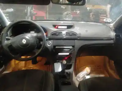 Здавання транспортного засобу renault laguna ii (bg0/1_) 2.0 dci (bg1t) року 2006 потужний m9r 740