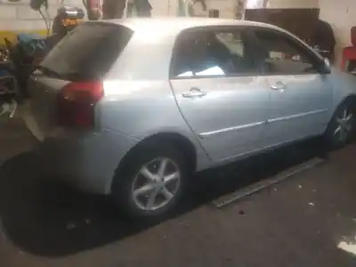 Veicolo di demolizione toyota corolla (_e12_) 2.0 d-4d (cde120r_, cde120l_) dell'anno 2002 alimentato 1cdftv