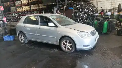 Veicolo di demolizione toyota corolla (_e12_) 2.0 d-4d (cde120r_, cde120l_) dell'anno 2002 alimentato 1cdftv