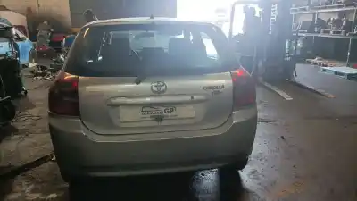 Veicolo di demolizione toyota corolla (_e12_) 2.0 d-4d (cde120r_, cde120l_) dell'anno 2002 alimentato 1cdftv