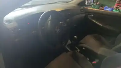 Veicolo di demolizione toyota corolla (_e12_) 2.0 d-4d (cde120r_, cde120l_) dell'anno 2002 alimentato 1cdftv