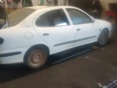 Scrapping Vehicle RENAULT MEGANE I CLASSIC (LA0/1_)  of the year 1998 powered F9Q