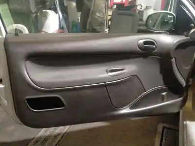 Veículo de Sucata peugeot 206 fastback (2a/c) 1.4 i do ano 2004 alimentado kfw