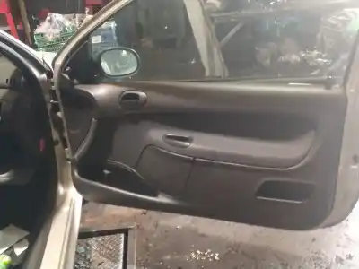 Veículo de Sucata peugeot 206 fastback (2a/c) 1.4 i do ano 2004 alimentado kfw