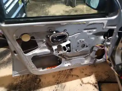 Veicolo di demolizione peugeot 406 (8b) 2.0 hdi 110 dell'anno 2000 alimentato rhz