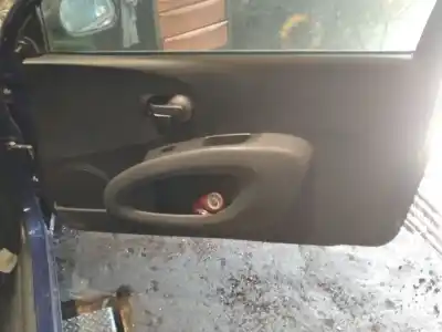 Veículo de Sucata nissan micra iii (k12) 1.2 16v do ano 2003 alimentado cr12