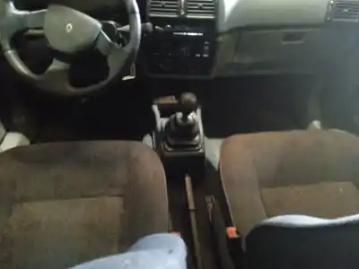 Veículo de Sucata renault 19 ii (b/c53_) 1.4 do ano 1994 alimentado e7j