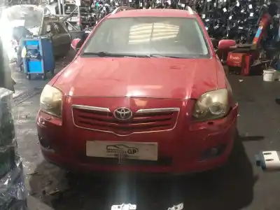 Veículo de Sucata toyota avensis ranchera familiar (_t25_) 2.2 d-4d (adt251_) do ano 2007 alimentado 2adftv