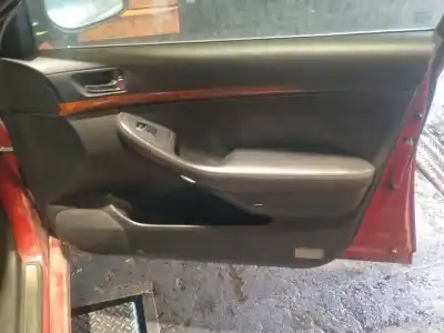 Veículo de Sucata toyota avensis ranchera familiar (_t25_) 2.2 d-4d (adt251_) do ano 2007 alimentado 2adftv