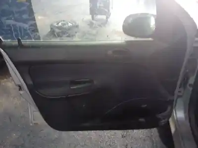 Здавання транспортного засобу peugeot 206 fastback (2a/c) 1.4 i року 2000 потужний kfx