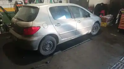 Veicolo di demolizione PEUGEOT 307 (3A/C)  dell'anno 2006 alimentato 9HX