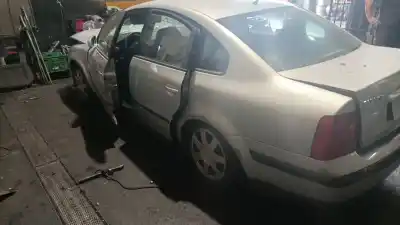Veículo de Sucata volkswagen passat b5 (3b2) 1.8 t do ano 1997 alimentado aeb