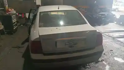 Veículo de Sucata volkswagen passat b5 (3b2) 1.8 t do ano 1997 alimentado aeb