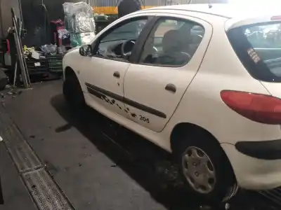 Утилизация автомобиля peugeot 206 fastback (2a/c) 1.4 i года 1999 питание kfx