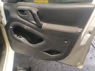 Veículo de Sucata peugeot partner tepee 1.6 hdi / bluehdi 75 do ano 2012 alimentado 9h06