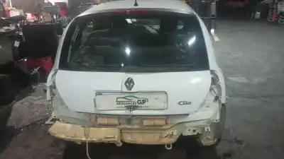 Veículo de Sucata renault clio ii (bb_, cb_) 1.5 dci (b/cb07) do ano 2005 alimentado k9k