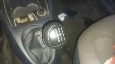 Veículo de Sucata renault clio ii (bb_, cb_) 1.5 dci (b/cb07) do ano 2005 alimentado k9k