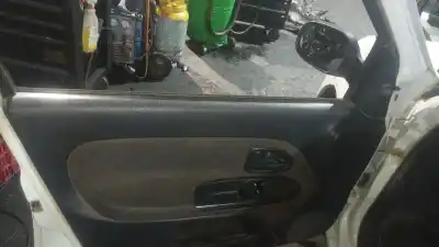 Veículo de Sucata renault clio ii (bb_, cb_) 1.5 dci (b/cb07) do ano 2005 alimentado k9k