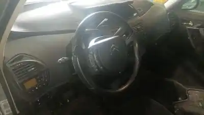 Scrapping Vehicle citroen c4 picasso i monospace (ud_) 2.0 hdi 138 of the year 2008 powered rhj