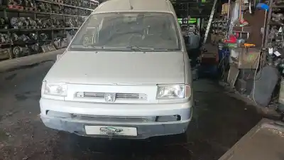Scrapping Vehicle PEUGEOT EXPERT (224_)  of the year 2003 powered RHZ