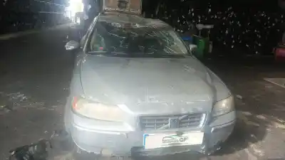 Scrapping Vehicle volvo s60 i (384) d5 of the year 2008 powered d5244t