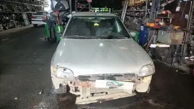 Véhicule à la ferraille ford escort vi sedán (gal, afl) 1.6 i 16v de l'année 2000 alimenté l1h